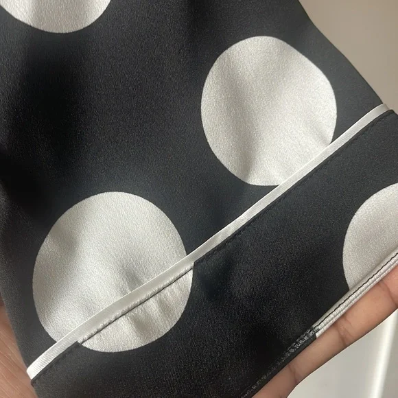 DOLCE & GABBANA
Belted polka-dot stretch-silk top - Picture 9 of 11